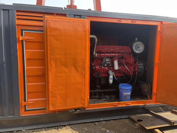 西充柴油发电机组在高温环境下运行时需要注意哪些问题？