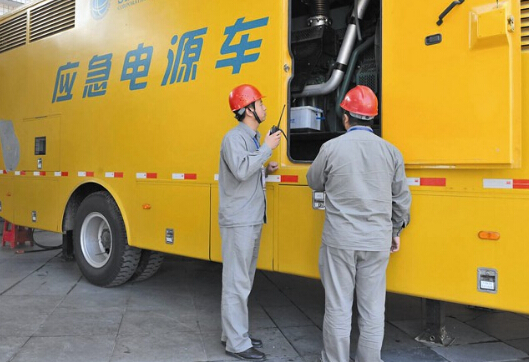 西充如何清理被灰尘覆盖的机油散热器？